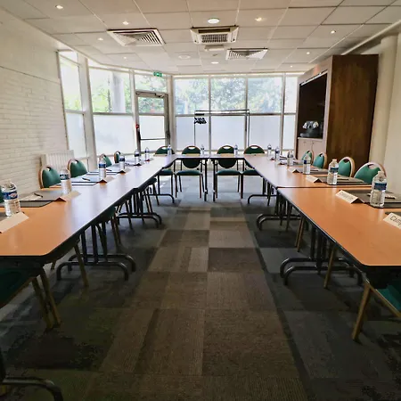 Campanile Paris Ouest - Barbanniers Szálloda 3*