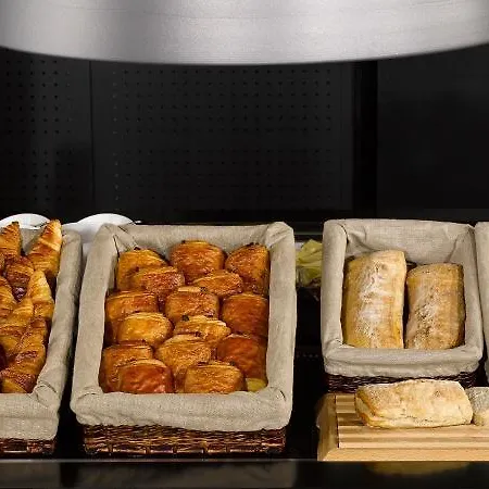 Ξενοδοχείο Campanile Paris Ouest - Barbanniers 3*